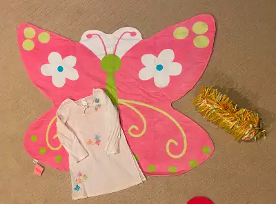 GYMBOREE Beach Set - Towel, 2 coverups & beach mat, View more