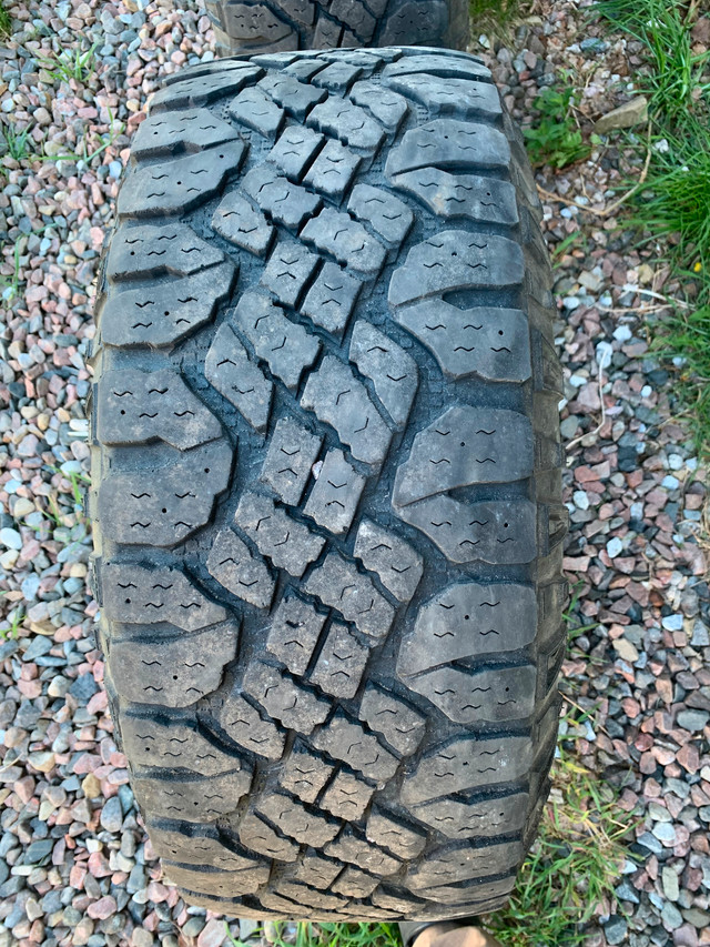 Fuel Hostage Rims Good Year Duratracs in Tires & Rims in Renfrew - Image 3