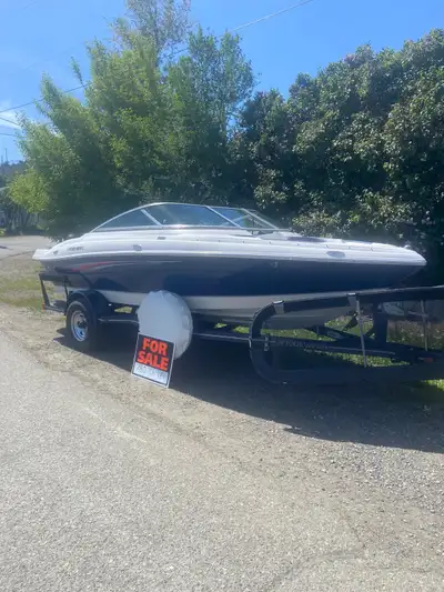 four winns 19 foot Bow rider H190 Mercury 4.3L inboard.very well kept, 75/80 hrs on boat,has stainle...