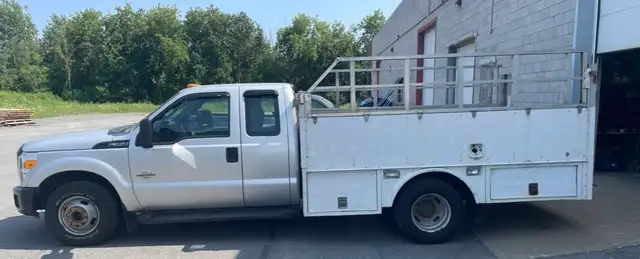 2015 F350 powerstroke 6.7 14000GVWR 2x4 dually 