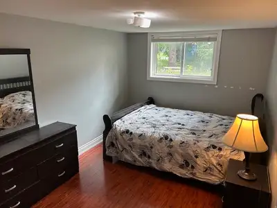Beautiful Private Rooms for Rent in Oakville/Ontario Lake Area