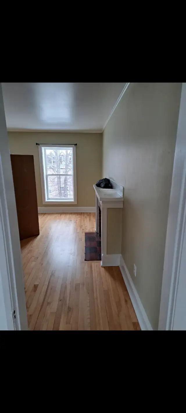 EXCELLENT 2 BEDROOM=Great Downtown Location in Long Term Rentals in Charlottetown - Image 12
