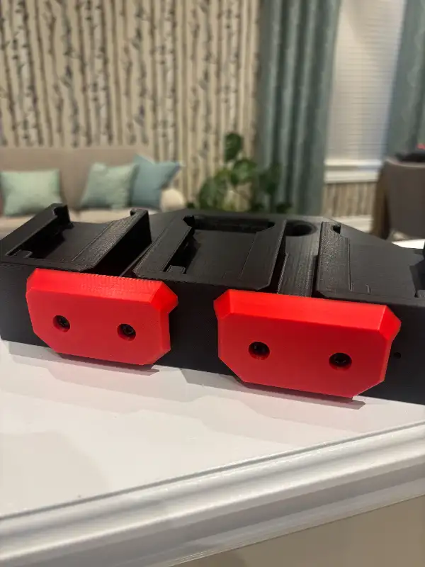 Brand New Milwaukee M18 Battery Caddy Holder 4 or 6 Pack Packout in Power Tools in Markham / York Region - Image 10