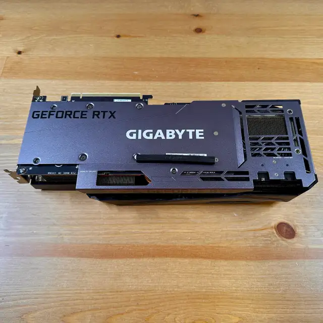 Gigabyte RTX 3080 Gaming OC 10GB | Clean & Fully Tested in System Components in City of Montréal - Image 4