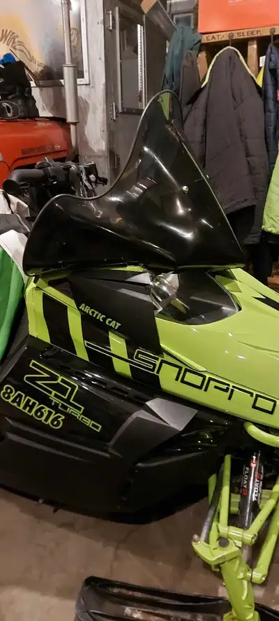 Spring sale 4500.00 Mint 2011 z1 turbo stock 3800 miles new studs,carbides,battery,high windshield w...