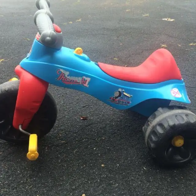 Sesame Street Fly with Elmo Ride on & Bicycle Super cycle 14inch in Toys & Games in Oshawa / Durham Region - Image 3