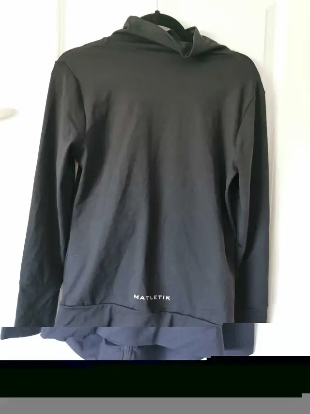 Maternity Sweater Zip Up (Medium, Black)64871932924291122