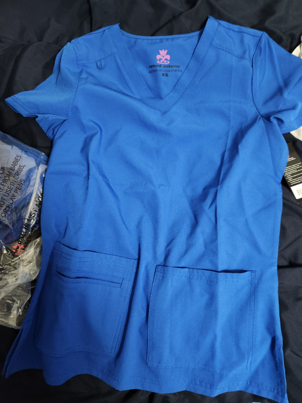 Brand New Scrub Set XS for $25 in Women's - Other in City of Toronto - Image 2