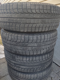 4 pneus hiver Michelin Latitude X-Ice 235-60R18 tres bon état
