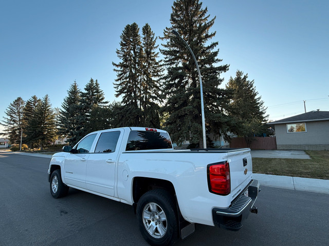 2015 Chevy Silverado 1500 in Cars & Trucks in Edmonton - Image 4