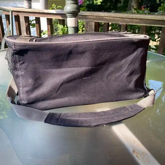 Like New Bergan small pet carrier — airline approved in Accessories in Brantford - Image 8