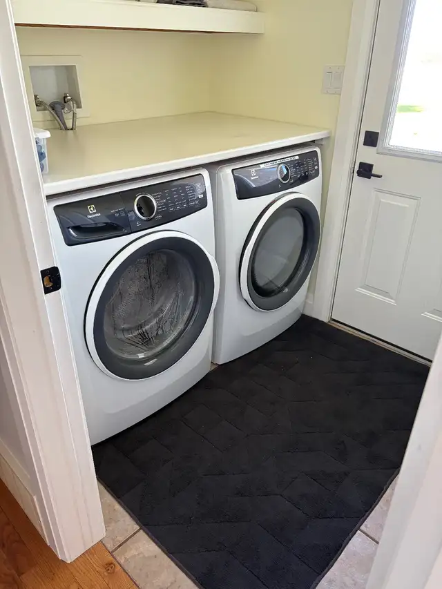 ROOM FOR RENT in Room Rentals & Roommates in Owen Sound - Image 6