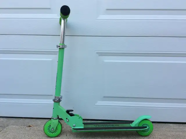 CHILDS KICK SCOOTER590084622275717121