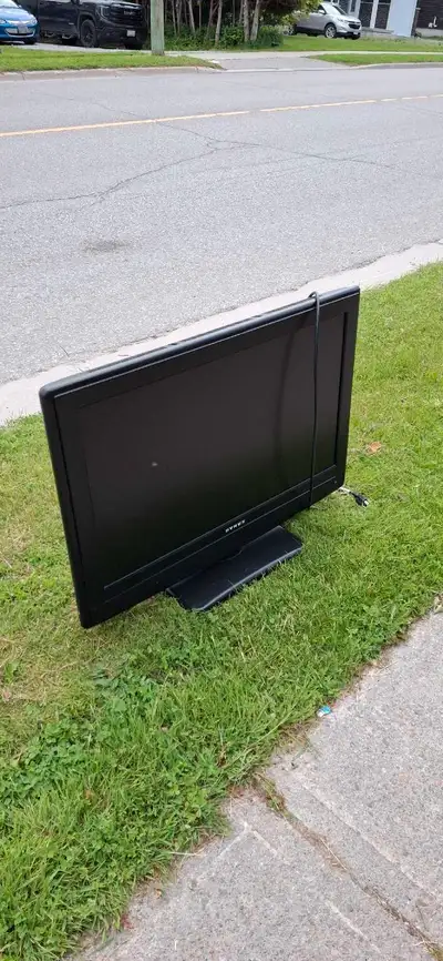Free 495 simcoe St. Beaverton