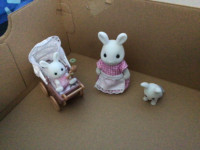 Calico critters Connor and Kerri’s carriage ride