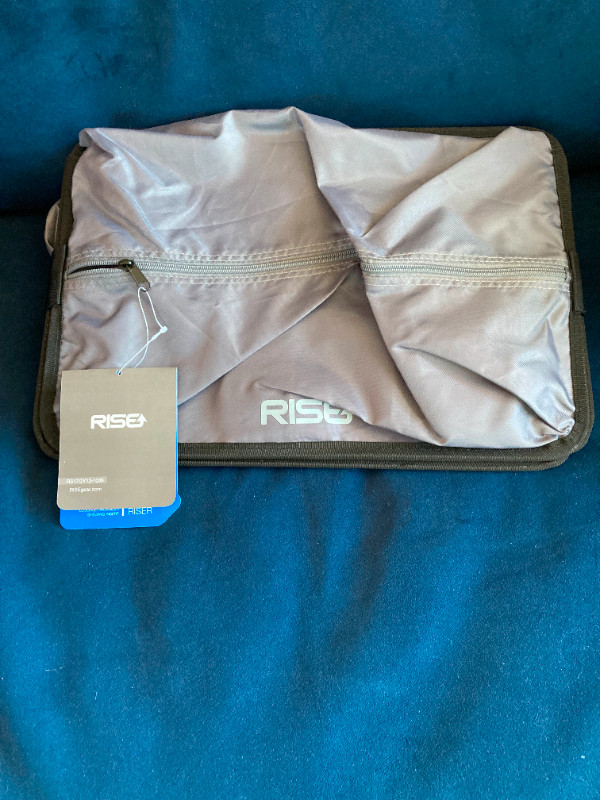 Rise Gear Portable Shelving Luggage Insert Storage Bag in Other in City of Toronto - Image 3