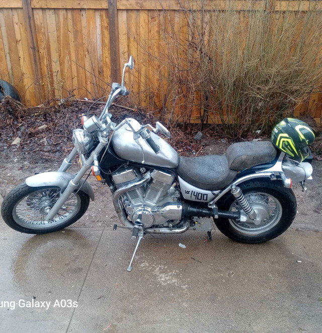 1987 suzuki intruder 1400 in Street, Cruisers & Choppers in Hamilton - Image 3