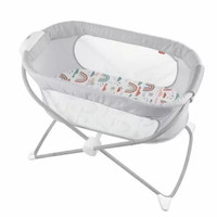 Fisher-Price Soothing View Bassinet – Rainbow Showers