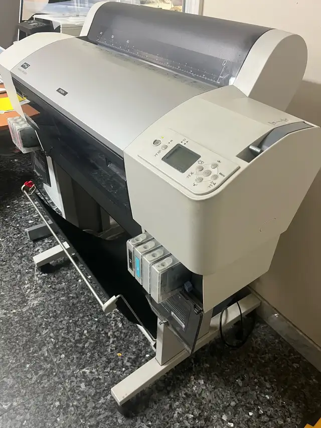Epson Stylus Pro 7880 in Printers, Scanners & Fax in Markham / York Region - Image 2