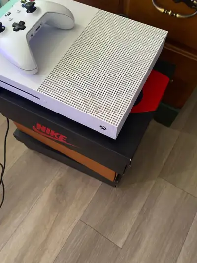 Xbox one with controller