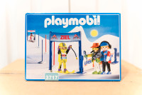 BRAND NEW - Playmobil 3717 - Ski Racers