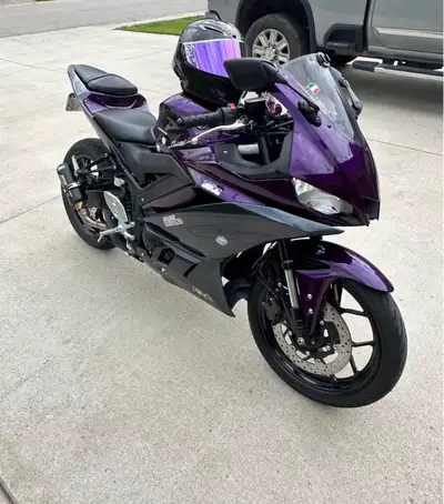 2023 Yamaha YZF-R3 — $5,500 or $5,000 Selling my 2023 Yamaha YZF-R3. The bike is in good condition a...