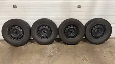 Winter Tires On Rims Motomaster Winter Edge 235/70R16
