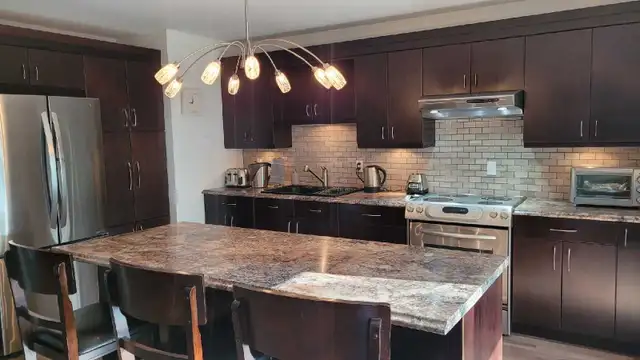 Furnished Room for Rent near Georgian college in Room Rentals & Roommates in Barrie - Image 9