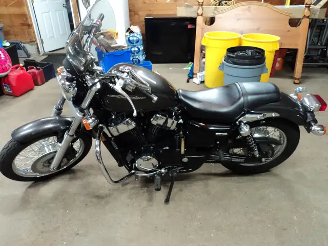 2010 Honda shadow 750 RS in Street, Cruisers & Choppers in Ottawa - Image 3