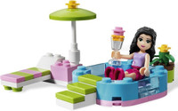 lego Friends 3930 et 3931  Emma  Splash Pool +Stephanie's bakery