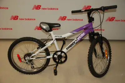 GIRLS BIKE ? INCH RIM, LIKE NEW $ 150 (ROYAL RIDER) GIRLS BIKE whtie and purple 17 INCH RIM, LIKE NE...