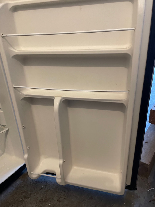 Mini Fridge in Refrigerators in Burnaby/New Westminster - Image 3
