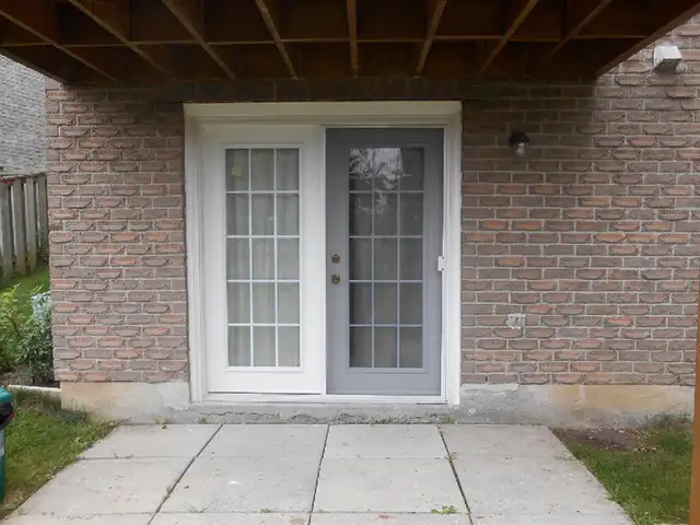 Renovated 2-Bedroom walkout basement(McCowan&Alton Tower Circle)