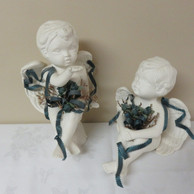 CHERUB ANGELS VARIOUS SIZES with STAND WHITE/w Ribbon Trim in Home Décor & Accents in Red Deer - Image 4