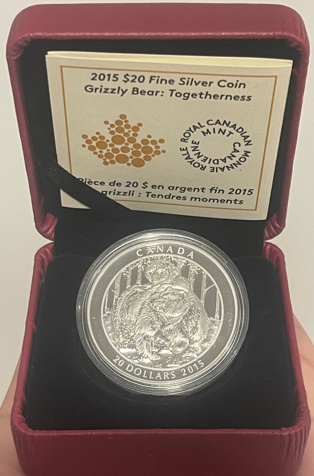 Grizzly Bear: Togetherness - RCM 2015 $20 1 oz. Fine Silver Coin in Other in City of Toronto - Image 3