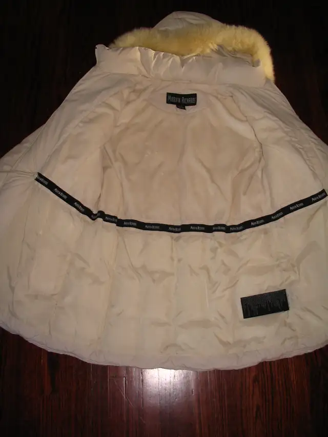 LADIES DOWN WINTER COAT WITH GENUINE FUR HOOD in Women's - Tops & Outerwear in Strathcona County - Image 7