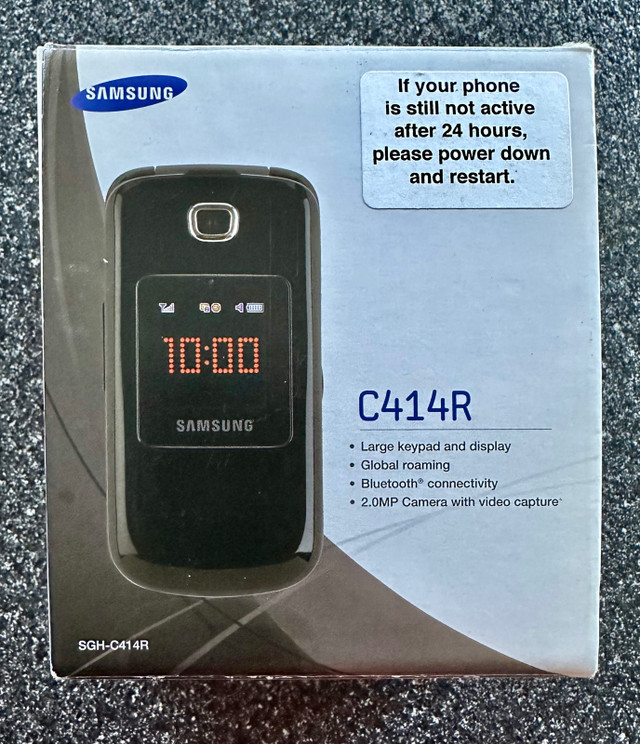 Samsung Flipphone $45 in Cell Phones in Thunder Bay