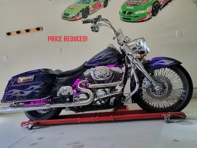 MUST GO! Custom, Harley-Davidson CVO Road King, a touring machine also known as the FLHRSEI that fea...