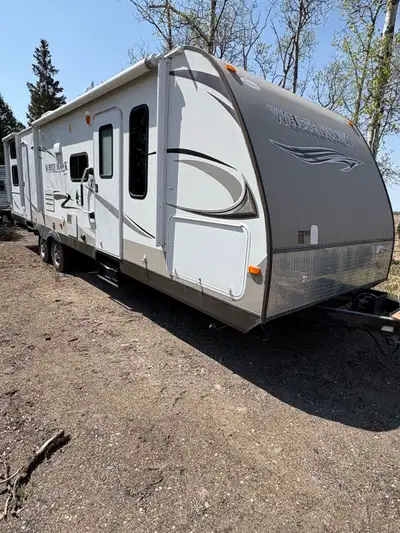 2013 Jayco white hawk travel trailer 2 electric awning Outdoor kitchen with fridge, sink, stove Bunk...