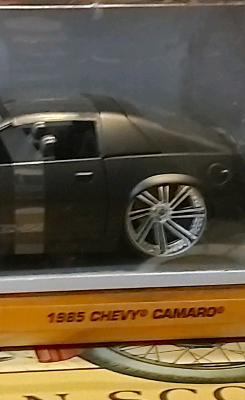 Diecast Cars &Trucks  1:24 th Scale 
Camaro  in Toys & Games in Hamilton - Image 2