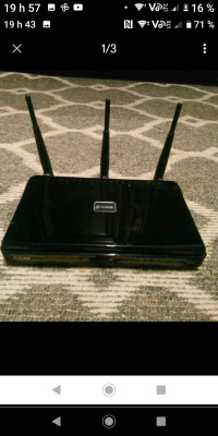 20$ D-Link wireless router DIR-835 - Très bon état