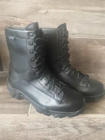 Bate’s GORETEX boots men’s., View more