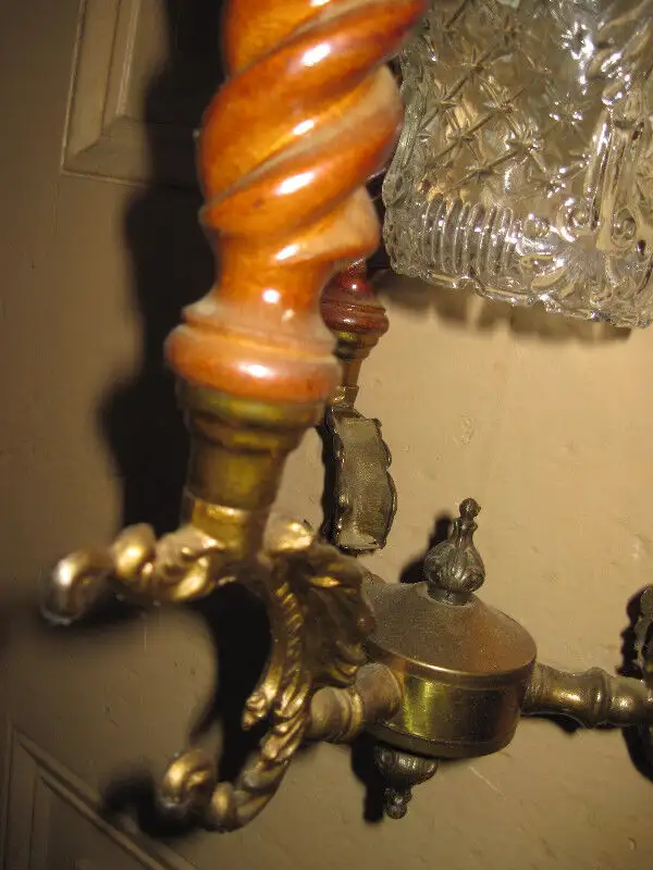 Antique Copper Bronze Trilight Lamp, Vintage Hanging Brass Lamps in Arts & Collectibles in Oakville / Halton Region - Image 7