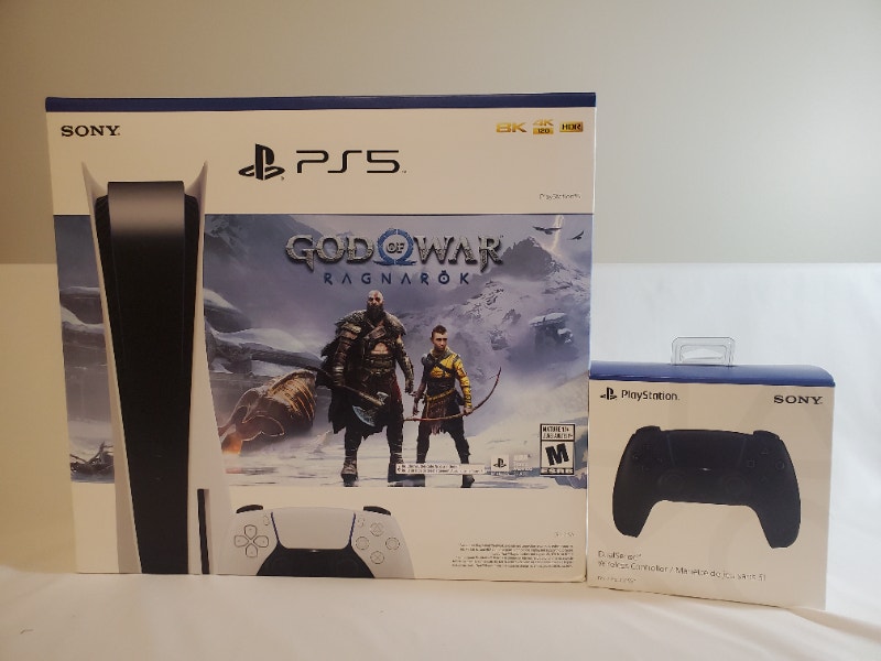 PS5 disk God of War version (brand new) + extra controller Sony