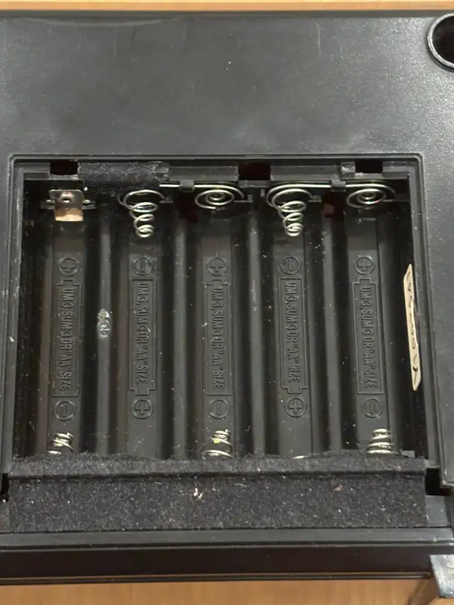 Rare Vintage 1983 Casio PT-7 Pocket Synthesizer - Working! in Pianos & Keyboards in City of Toronto - Image 5