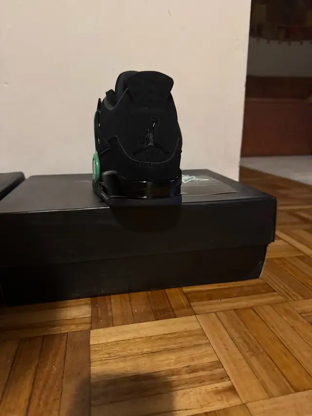 Jordan 4 Replicas in Men's Shoes in City of Toronto - Image 7