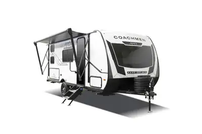 Utilisée 5 nuits seulement-Cette roulotte de voyage Coachmen Apex 186BH d’occasion est la compagne i...