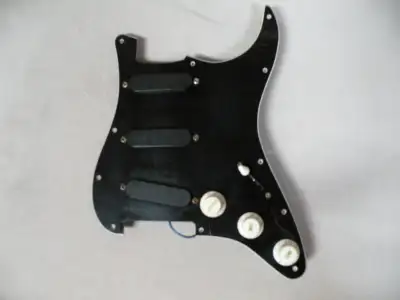 Vintage 60's style wire and pickups, SRV style. Surplus part from a custom build project. All in goo...