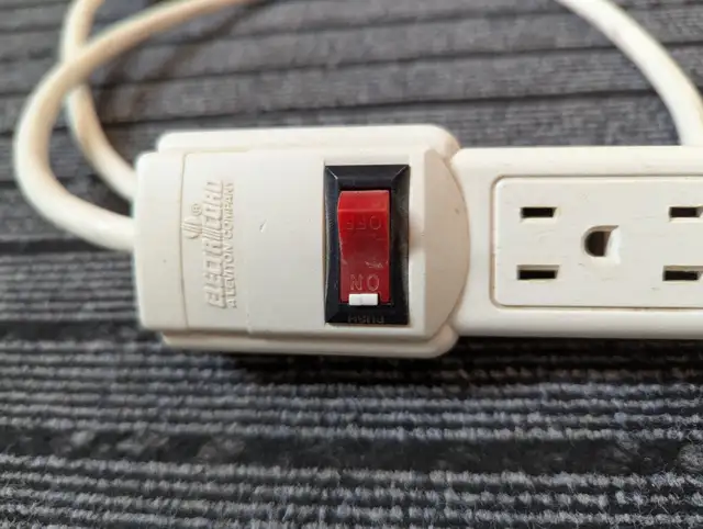 Multi Electrical Outlet65565406380291121