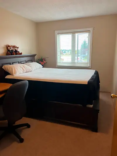 1 bedroom in main floor  for rent-Hawkwood -NW of calgary